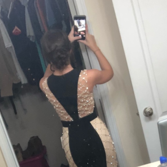 ball gown dress - Picture 2 of 3